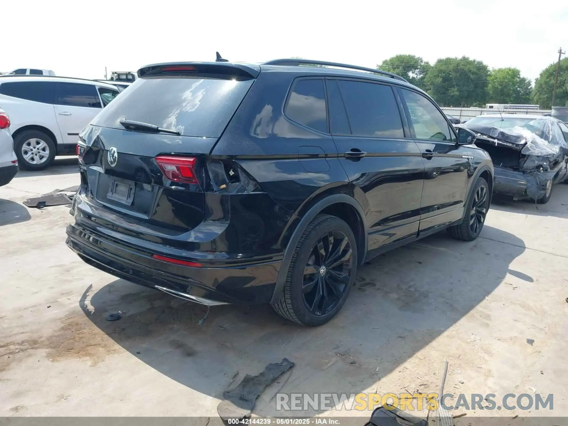 4 fotografías del automóvil dañado 3VV3B7AX0MM047478 VOLKSWAGEN TIGUAN 2021