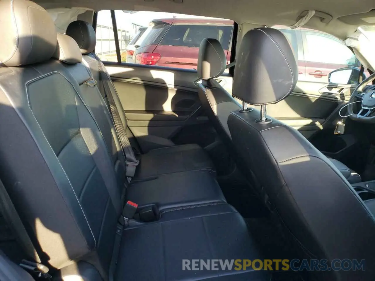 11 fotografías del automóvil dañado 3VV3B7AX2MM046302 VOLKSWAGEN TIGUAN 2021