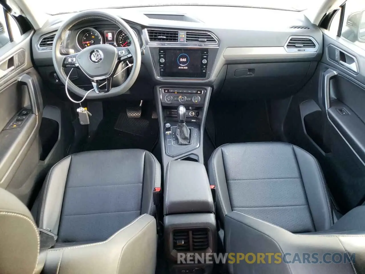 8 fotografías del automóvil dañado 3VV3B7AX2MM046302 VOLKSWAGEN TIGUAN 2021