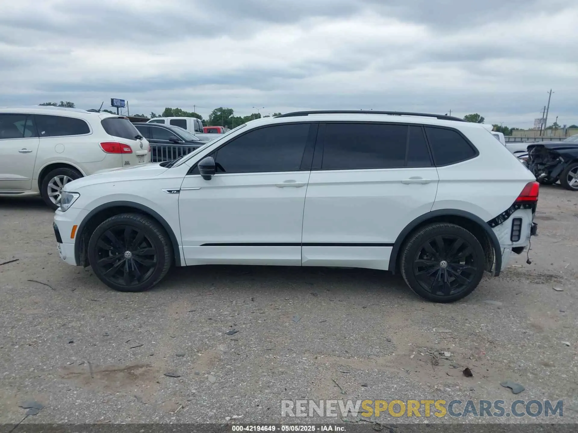 14 fotografías del automóvil dañado 3VV3B7AX3MM033414 VOLKSWAGEN TIGUAN 2021