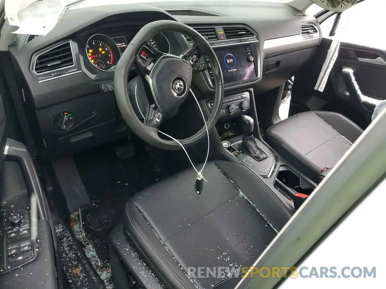 8 fotografías del automóvil dañado 3VV3B7AX3MM079938 VOLKSWAGEN TIGUAN 2021