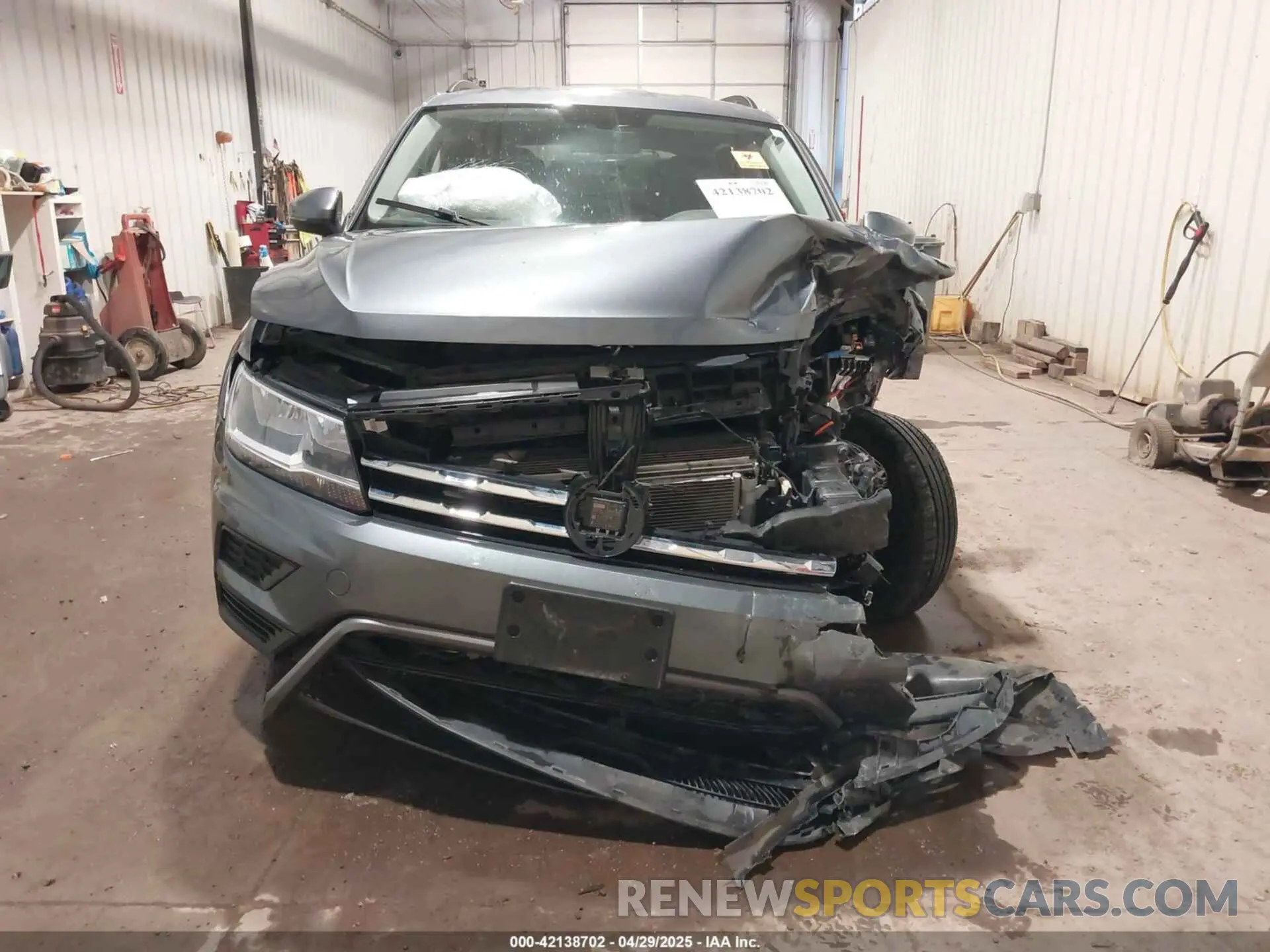 13 fotografías del automóvil dañado 3VV3B7AX3MM118463 VOLKSWAGEN TIGUAN 2021