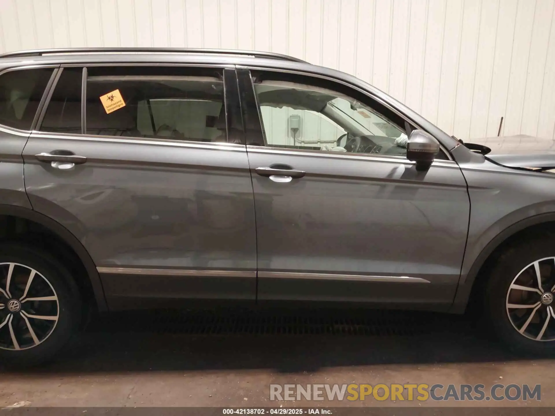 14 fotografías del automóvil dañado 3VV3B7AX3MM118463 VOLKSWAGEN TIGUAN 2021
