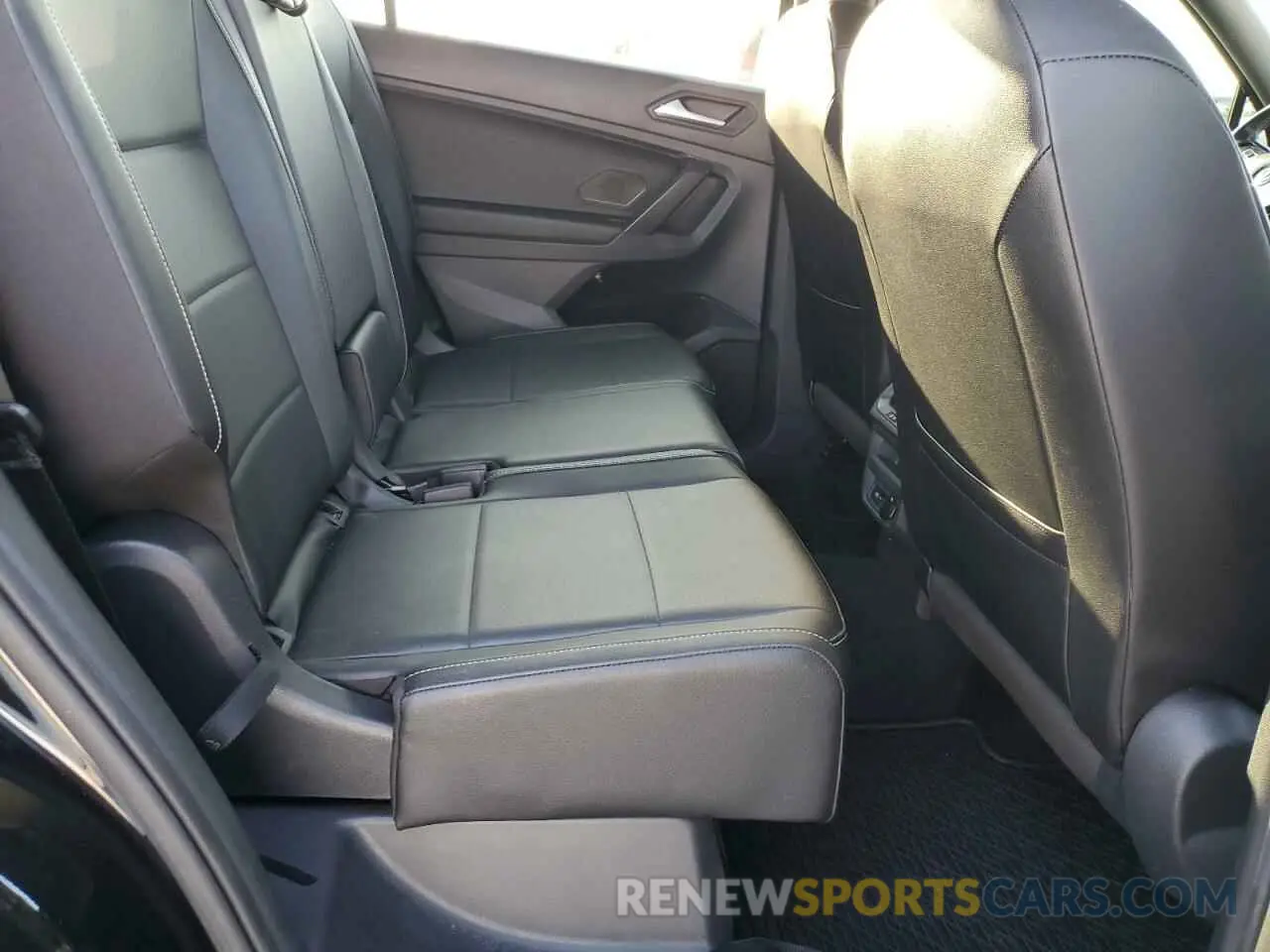 11 fotografías del automóvil dañado 3VV3B7AX4MM093072 VOLKSWAGEN TIGUAN 2021