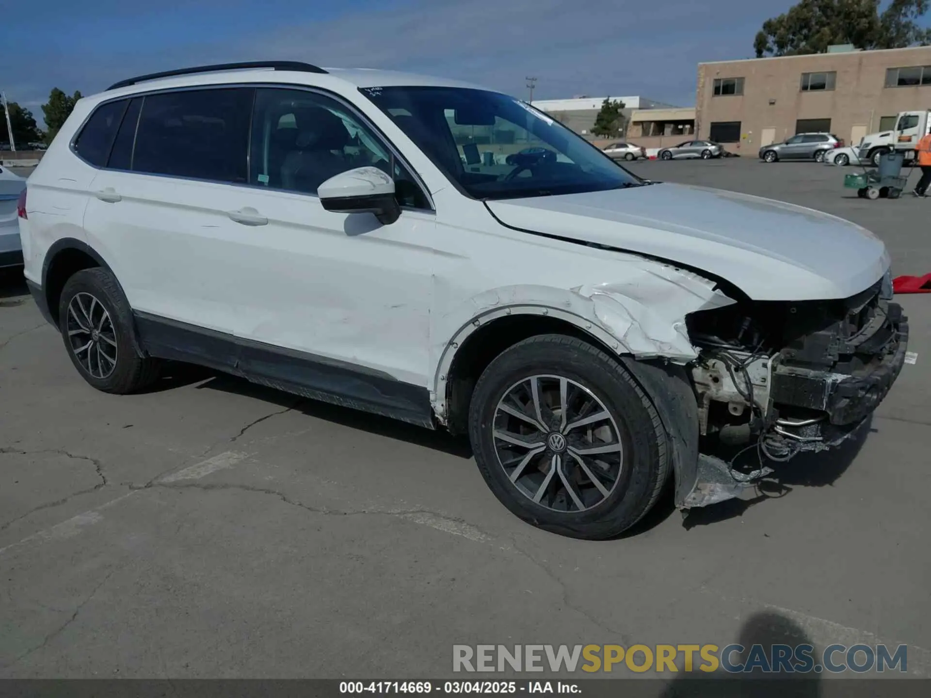 1 fotografías del automóvil dañado 3VV3B7AX5MM033611 VOLKSWAGEN TIGUAN 2021
