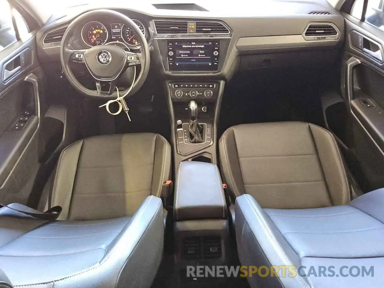 8 fotografías del automóvil dañado 3VV3B7AX5MM112244 VOLKSWAGEN TIGUAN 2021
