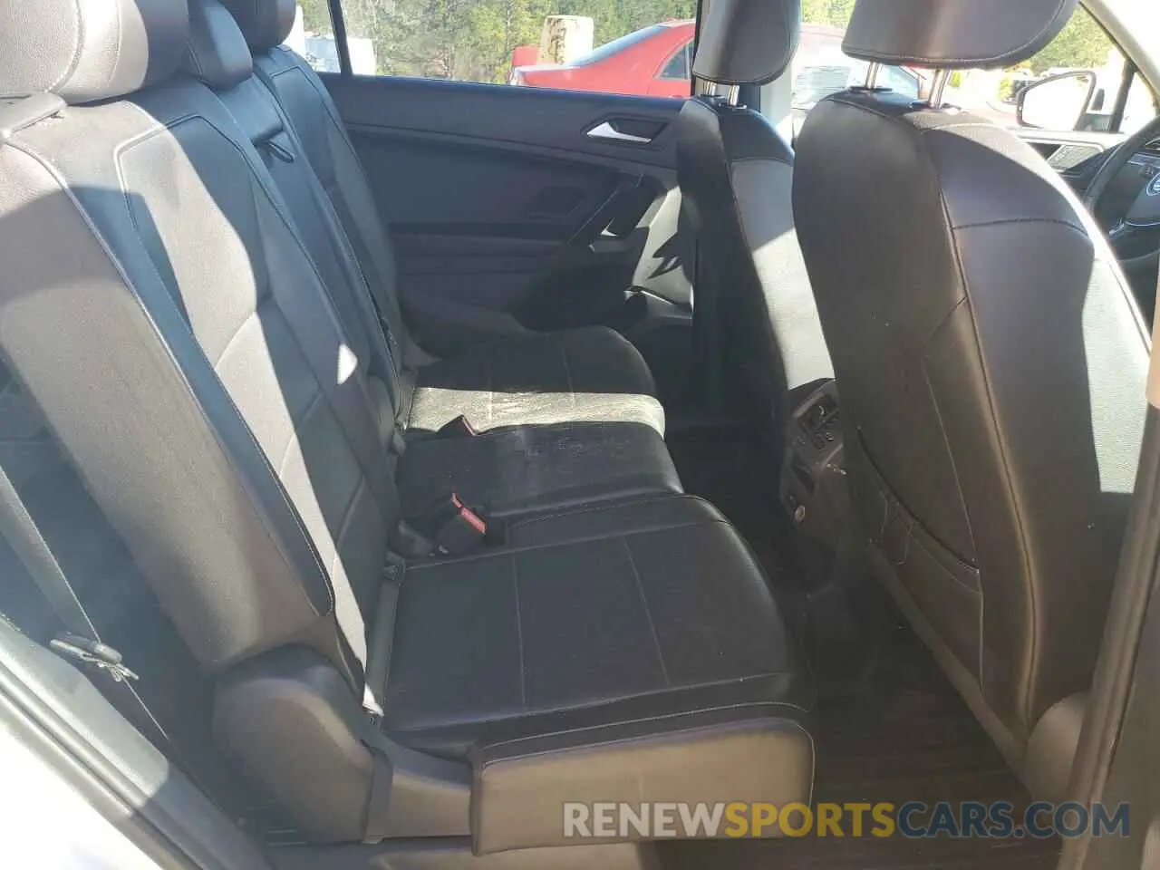 11 fotografías del automóvil dañado 3VV3B7AX5MM114205 VOLKSWAGEN TIGUAN 2021