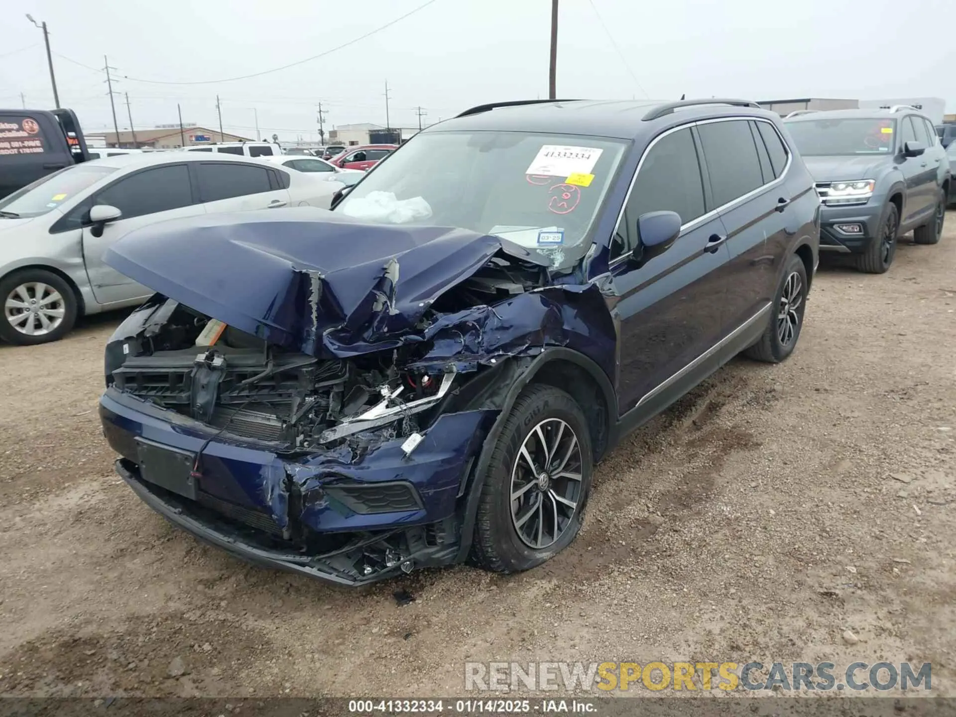 2 fotografías del automóvil dañado 3VV3B7AX7MM122368 VOLKSWAGEN TIGUAN 2021