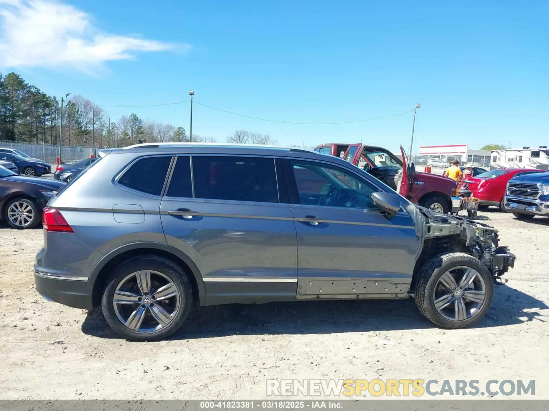 14 fotografías del automóvil dañado 3VV3B7AX8MM029357 VOLKSWAGEN TIGUAN 2021