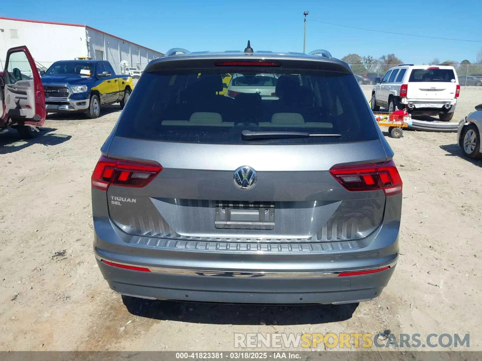 17 fotografías del automóvil dañado 3VV3B7AX8MM029357 VOLKSWAGEN TIGUAN 2021