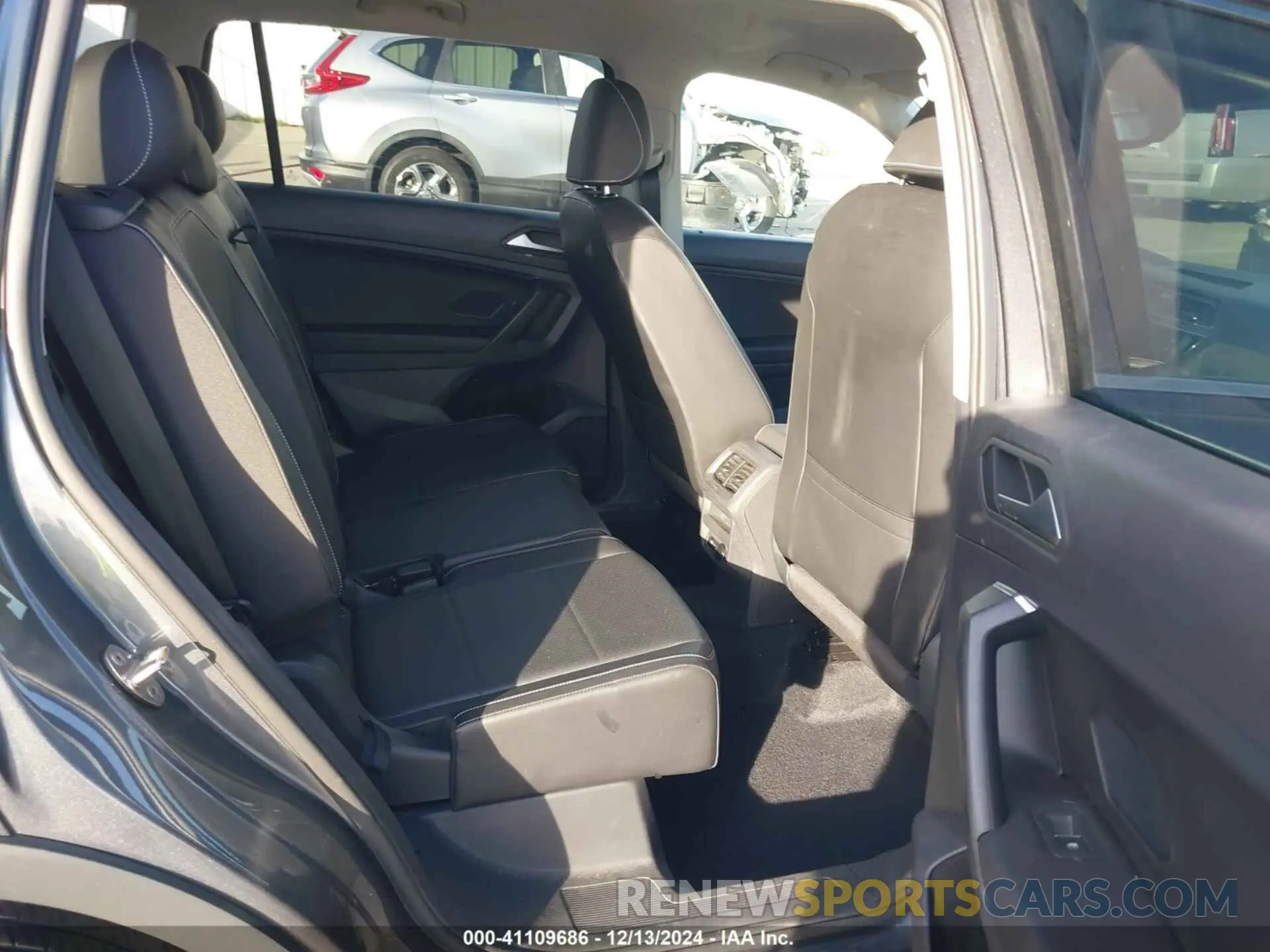 8 fotografías del automóvil dañado 3VV3B7AX8MM071303 VOLKSWAGEN TIGUAN 2021
