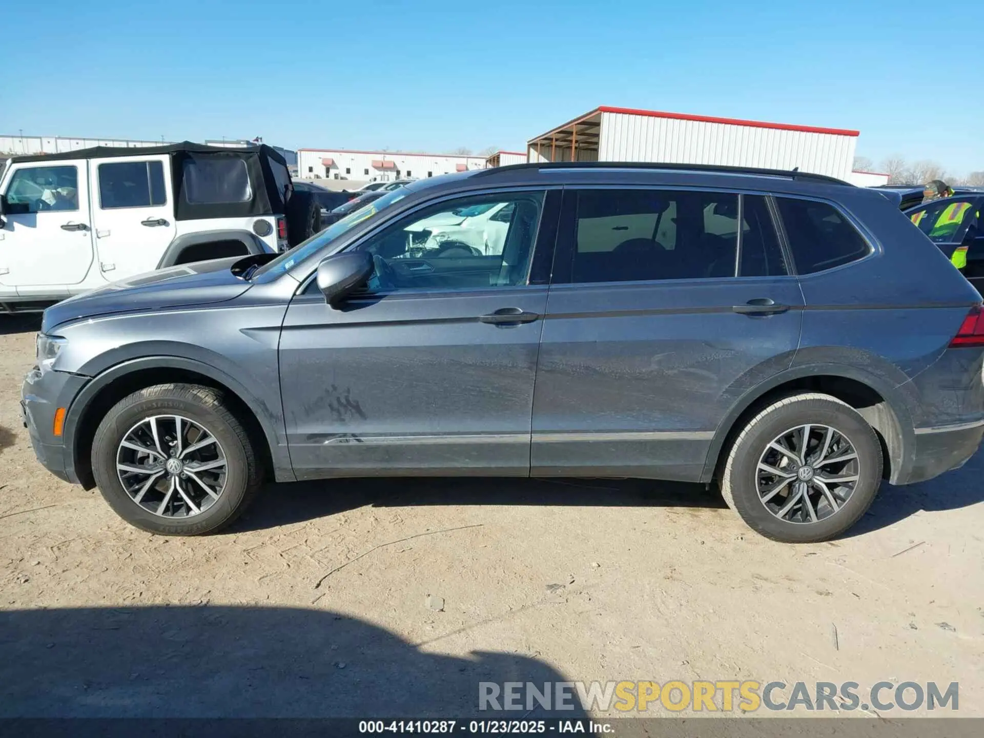 14 fotografías del automóvil dañado 3VV3B7AX8MM087985 VOLKSWAGEN TIGUAN 2021