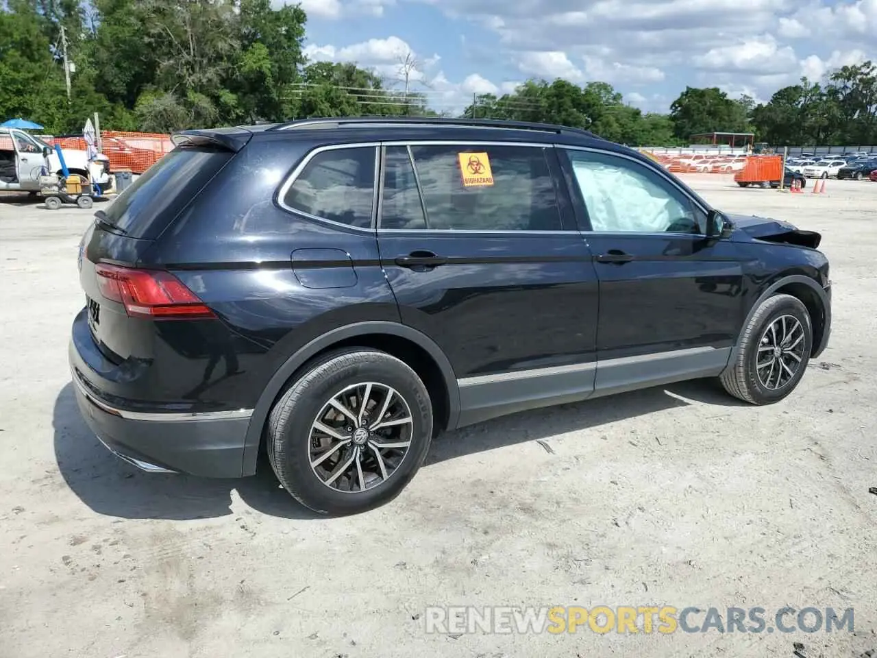 3 fotografías del automóvil dañado 3VV3B7AX8MM115395 VOLKSWAGEN TIGUAN 2021