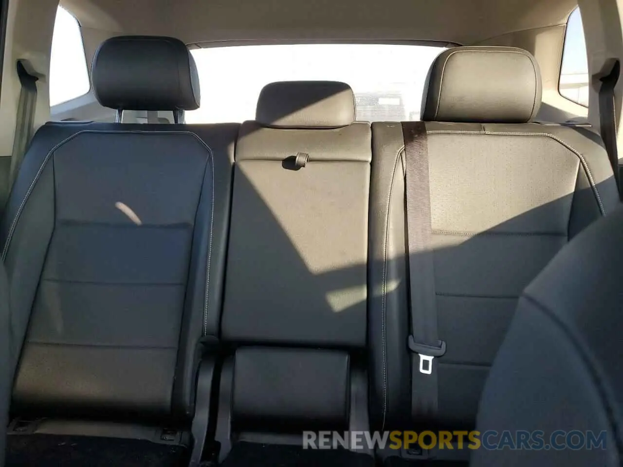 10 fotografías del automóvil dañado 3VV3B7AX8MM130611 VOLKSWAGEN TIGUAN 2021
