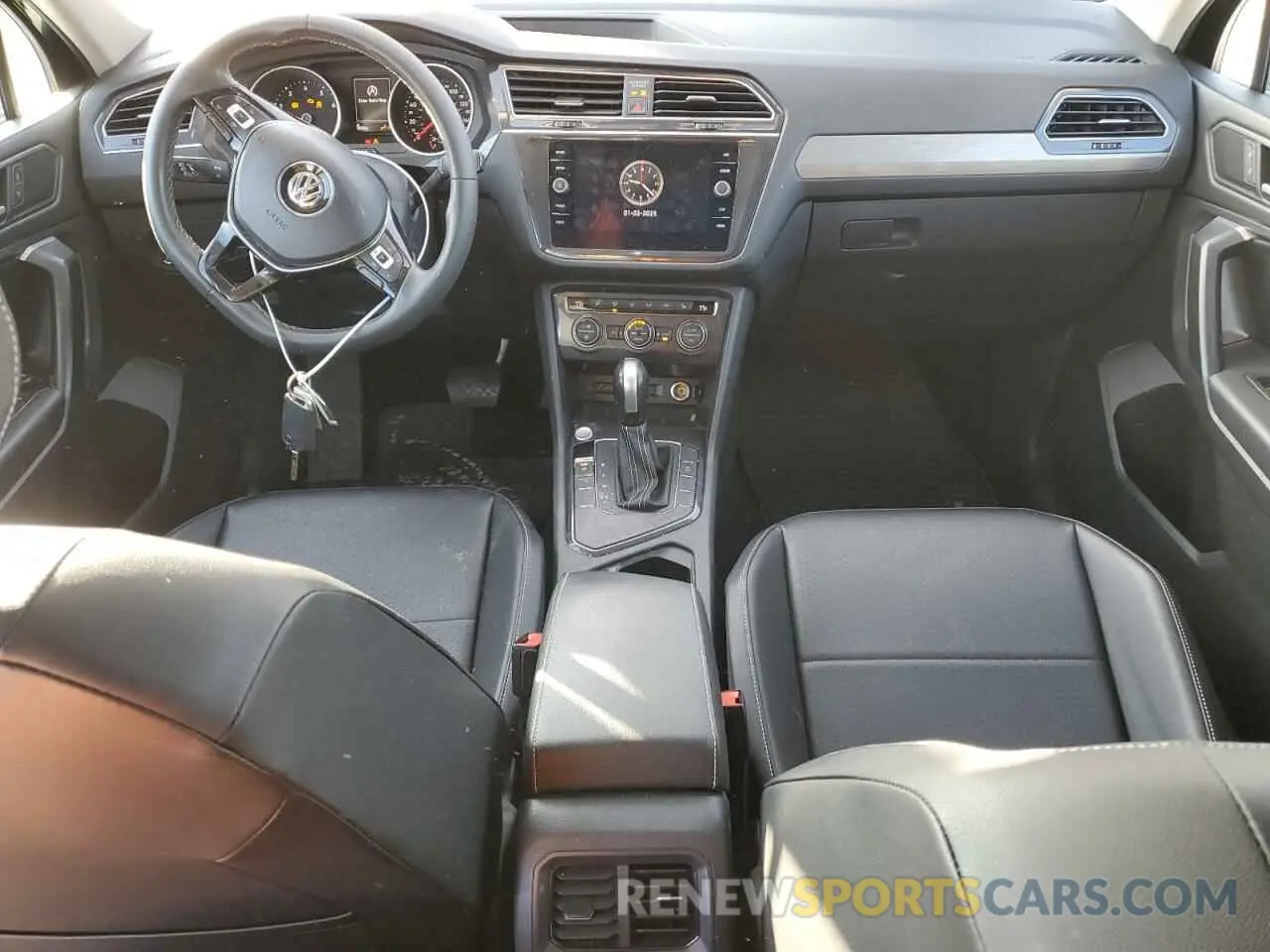 8 fotografías del automóvil dañado 3VV3B7AX8MM130611 VOLKSWAGEN TIGUAN 2021