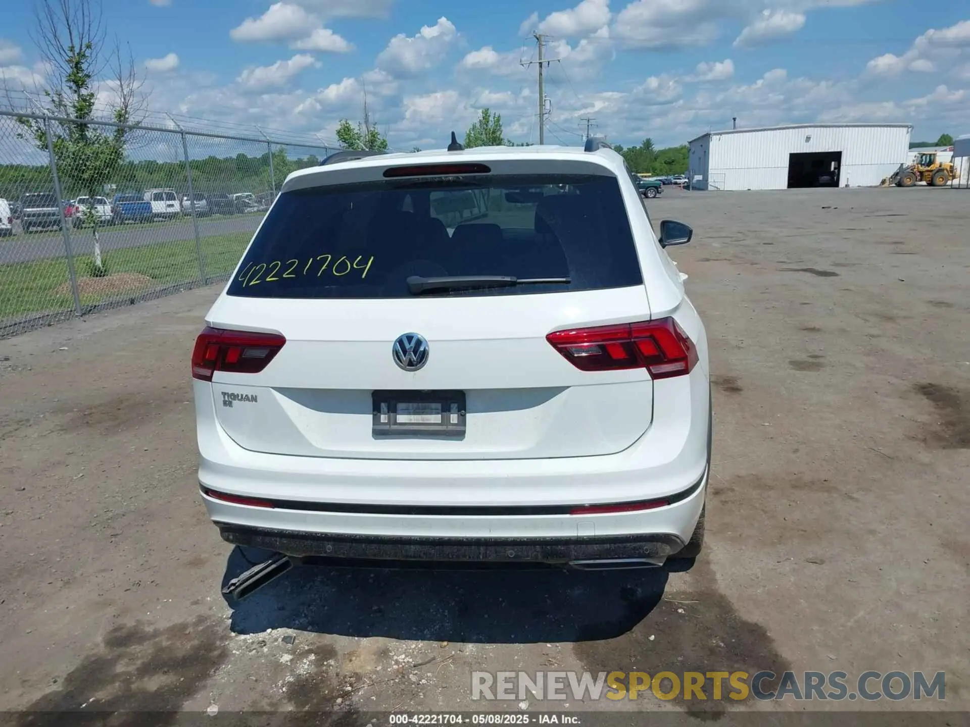 16 fotografías del automóvil dañado 3VV3B7AX9MM001096 VOLKSWAGEN TIGUAN 2021