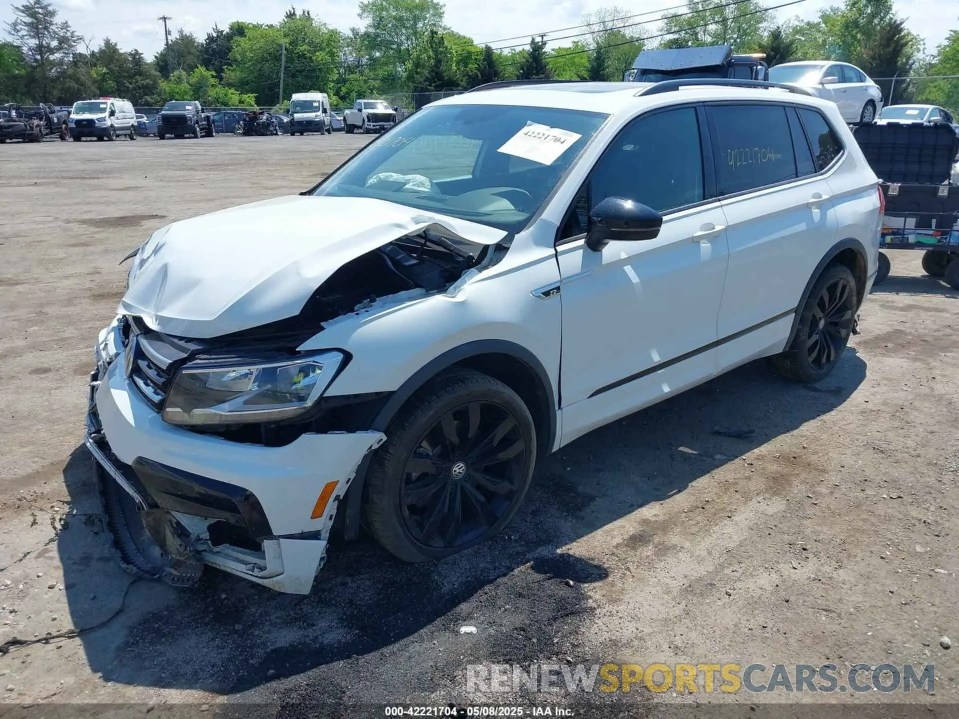 2 fotografías del automóvil dañado 3VV3B7AX9MM001096 VOLKSWAGEN TIGUAN 2021