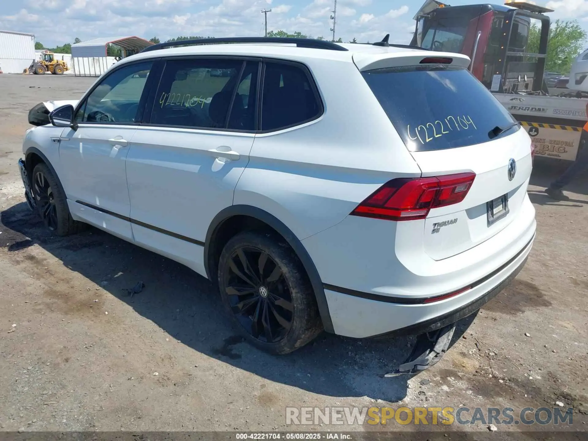 3 fotografías del automóvil dañado 3VV3B7AX9MM001096 VOLKSWAGEN TIGUAN 2021