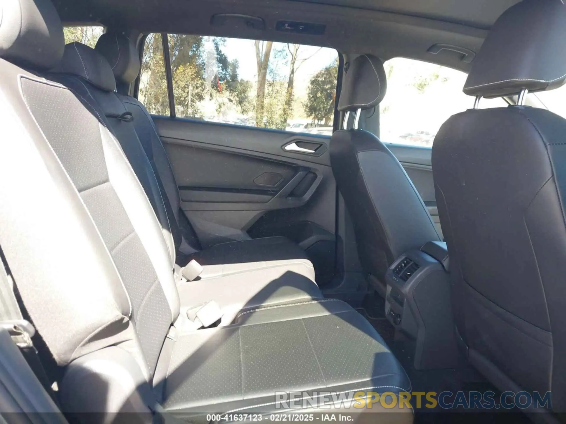 8 fotografías del automóvil dañado 3VV3B7AX9MM007822 VOLKSWAGEN TIGUAN 2021