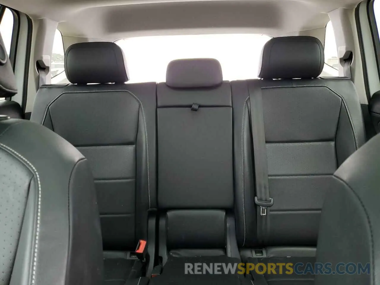 10 fotografías del automóvil dañado 3VV3B7AX9MM079698 VOLKSWAGEN TIGUAN 2021