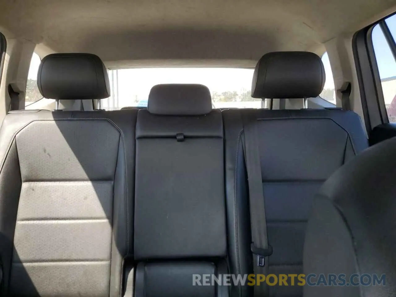 10 fotografías del automóvil dañado 3VV3B7AXXMM005416 VOLKSWAGEN TIGUAN 2021