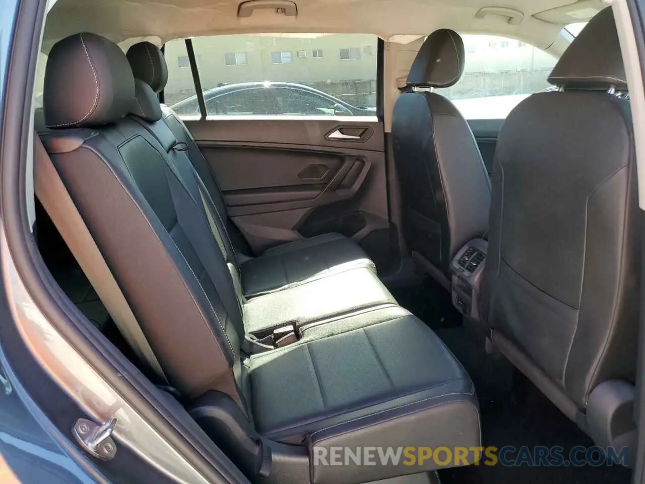 11 fotografías del automóvil dañado 3VV3B7AXXMM005822 VOLKSWAGEN TIGUAN 2021