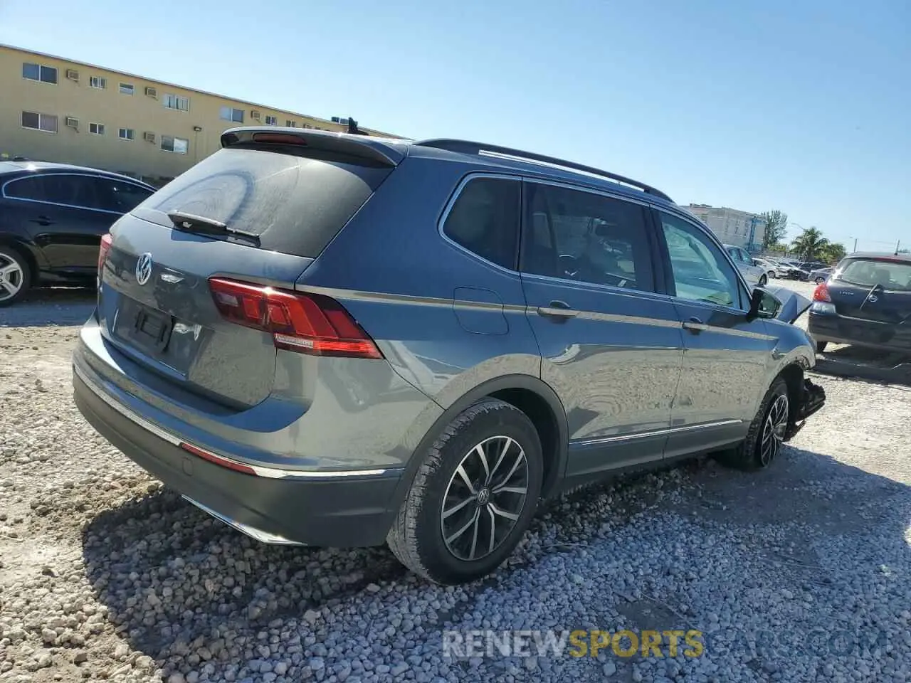 3 fotografías del automóvil dañado 3VV3B7AXXMM005822 VOLKSWAGEN TIGUAN 2021