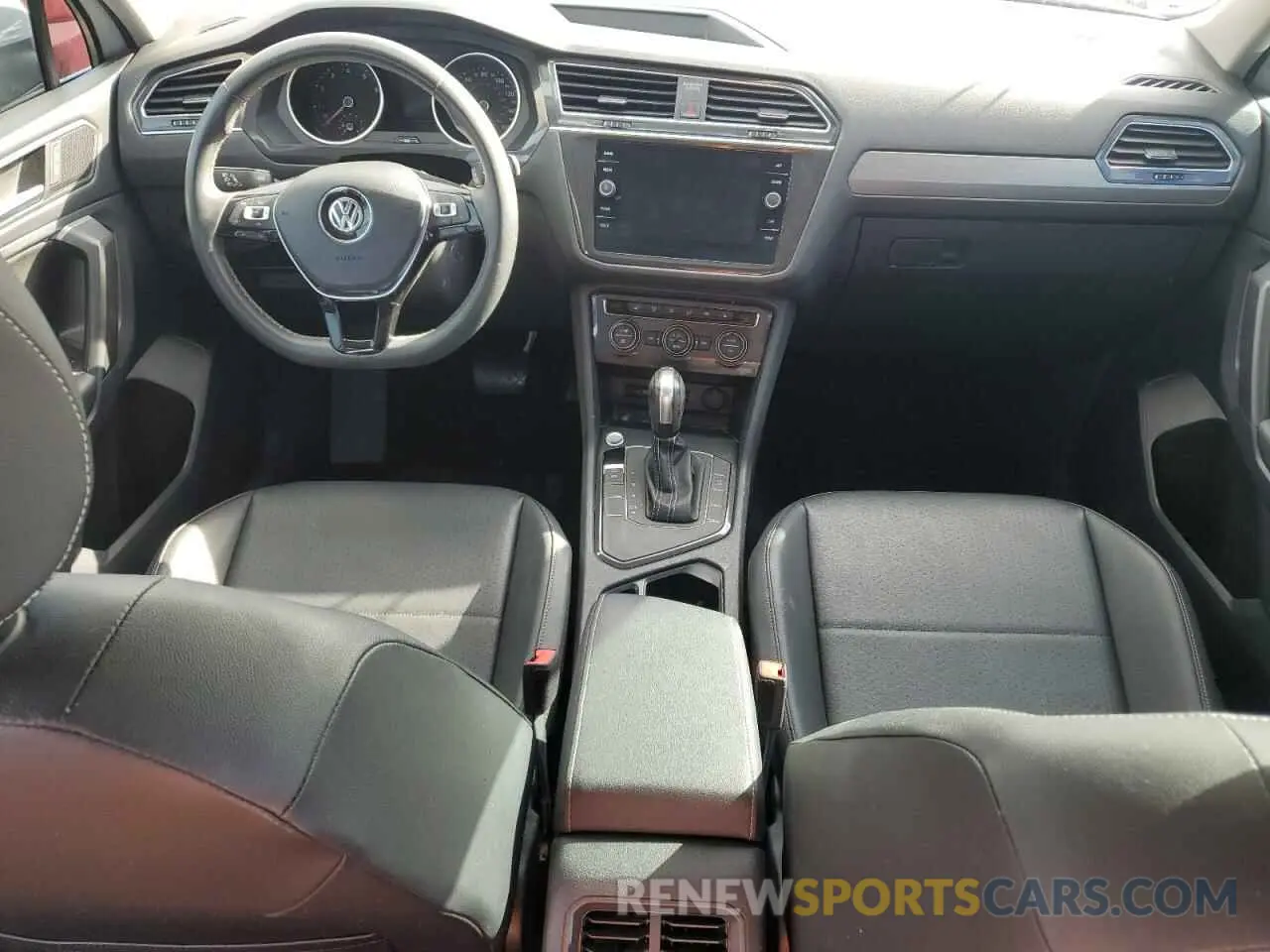 8 fotografías del automóvil dañado 3VV3B7AXXMM111588 VOLKSWAGEN TIGUAN 2021