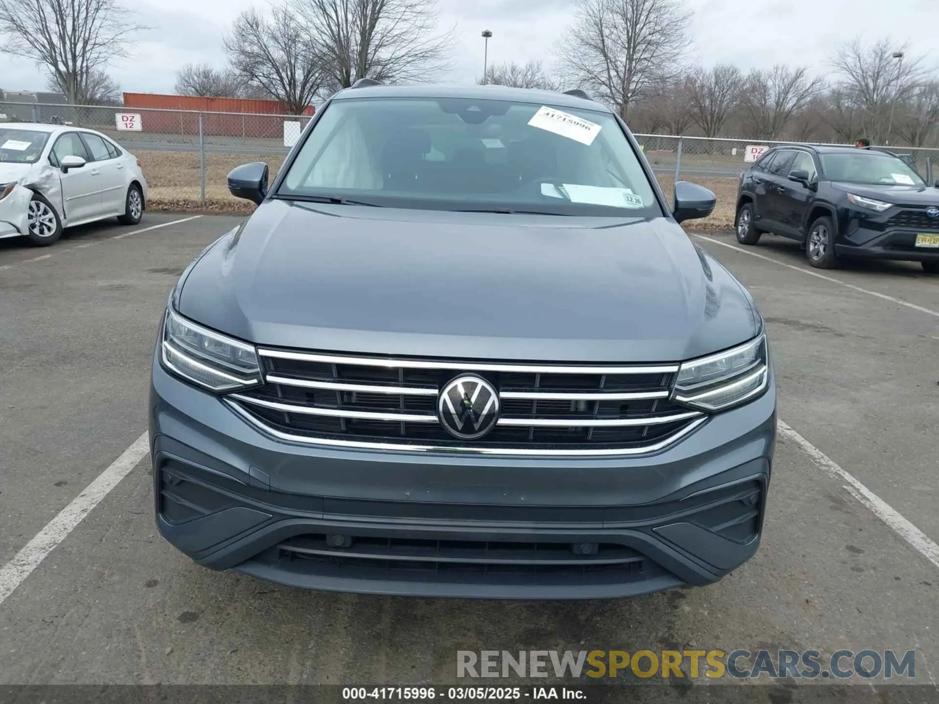 12 fotografías del automóvil dañado 3VV0B7AX1NM042942 VOLKSWAGEN TIGUAN 2022