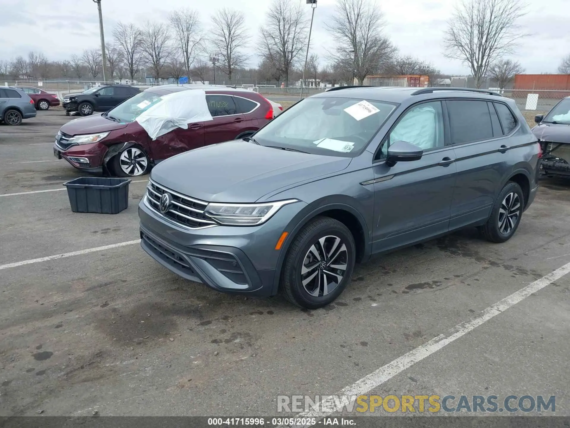 2 fotografías del automóvil dañado 3VV0B7AX1NM042942 VOLKSWAGEN TIGUAN 2022