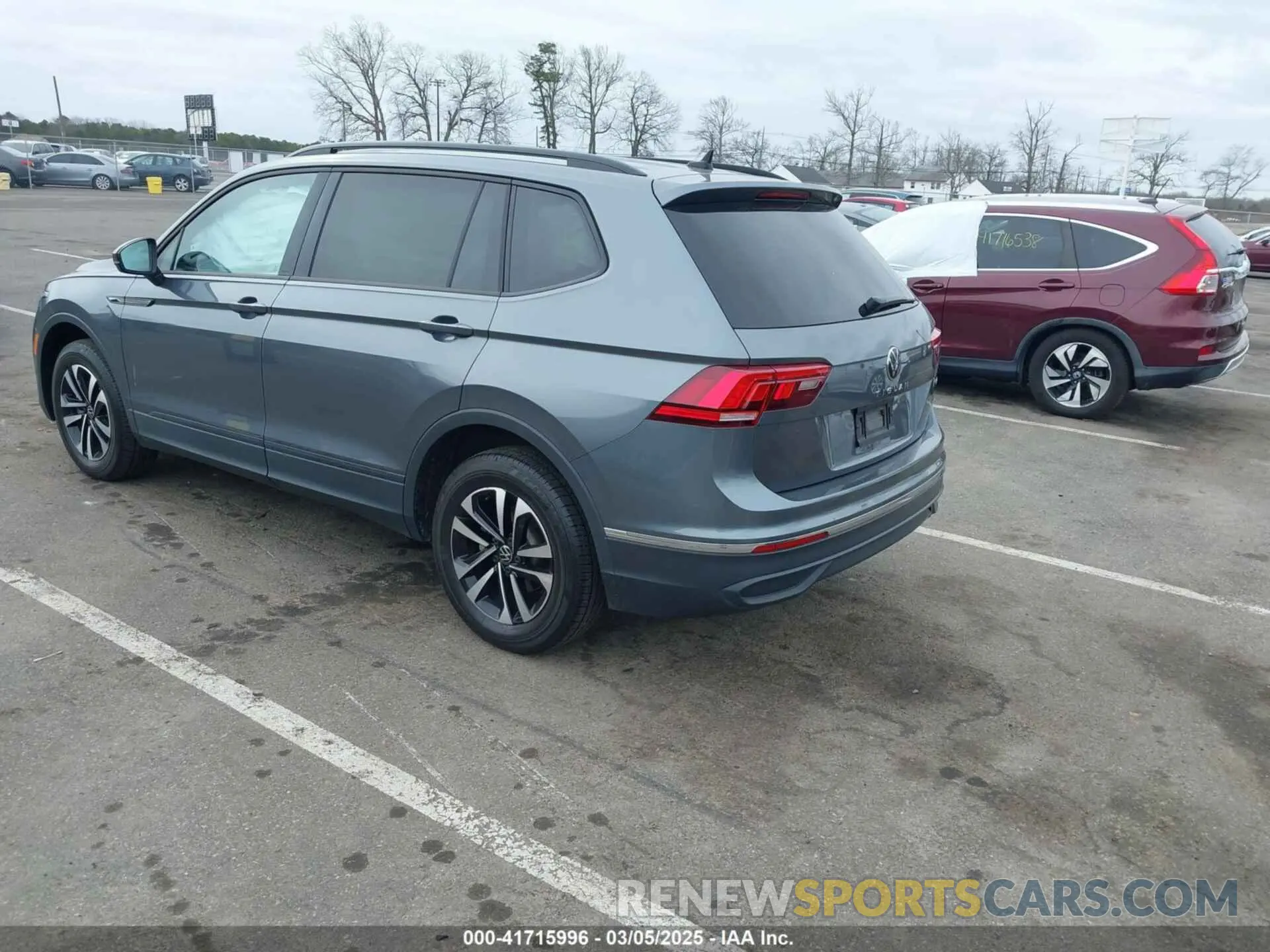 3 fotografías del automóvil dañado 3VV0B7AX1NM042942 VOLKSWAGEN TIGUAN 2022