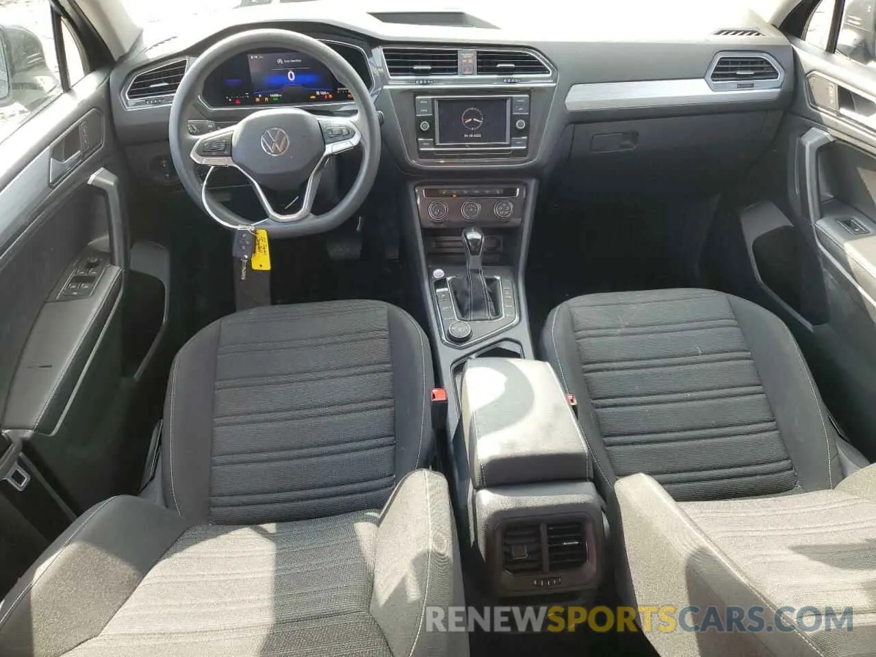 8 fotografías del automóvil dañado 3VV0B7AX7NM173857 VOLKSWAGEN TIGUAN 2022
