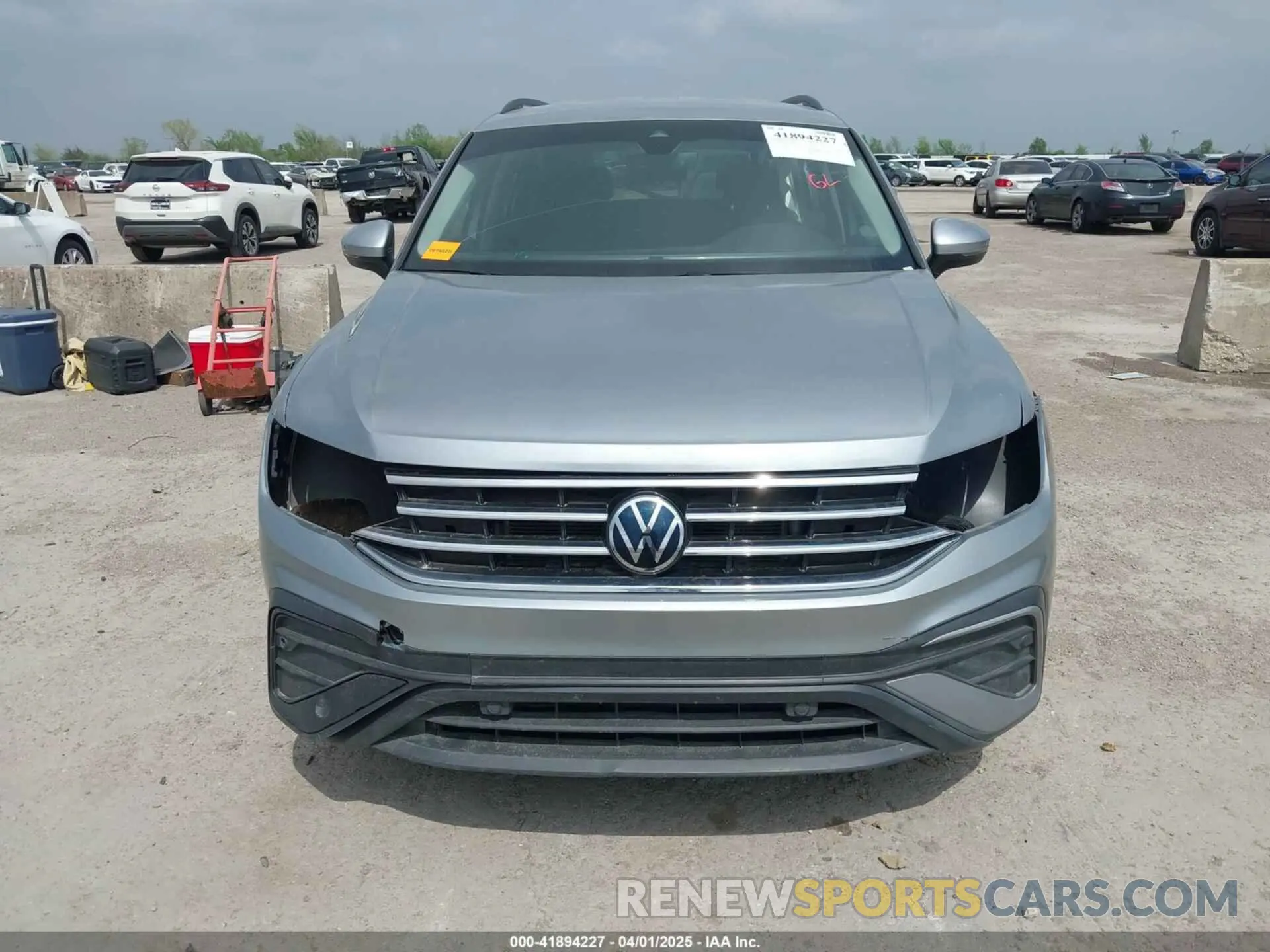 12 fotografías del automóvil dañado 3VV1B7AX8NM106849 VOLKSWAGEN TIGUAN 2022