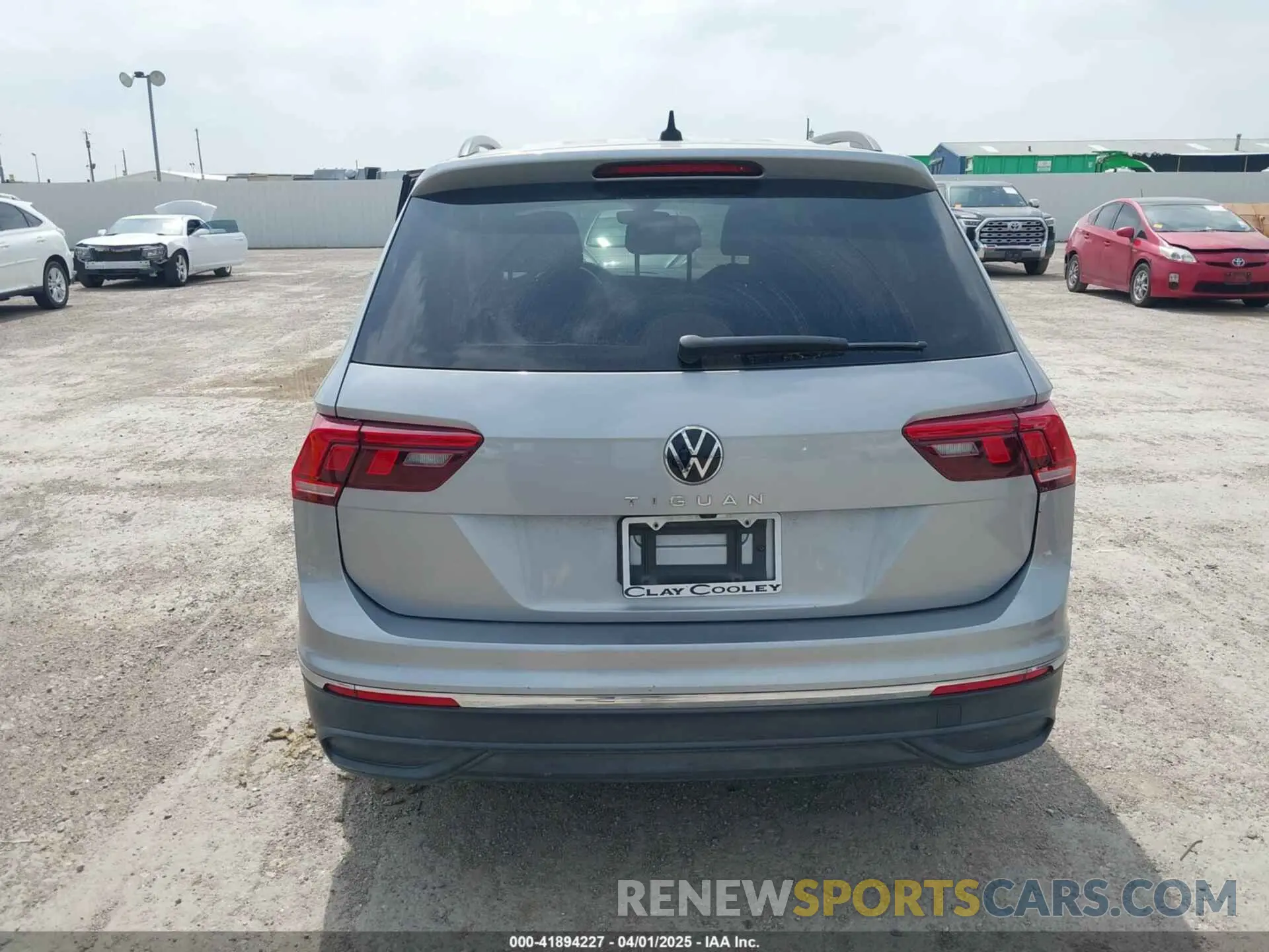 16 fotografías del automóvil dañado 3VV1B7AX8NM106849 VOLKSWAGEN TIGUAN 2022