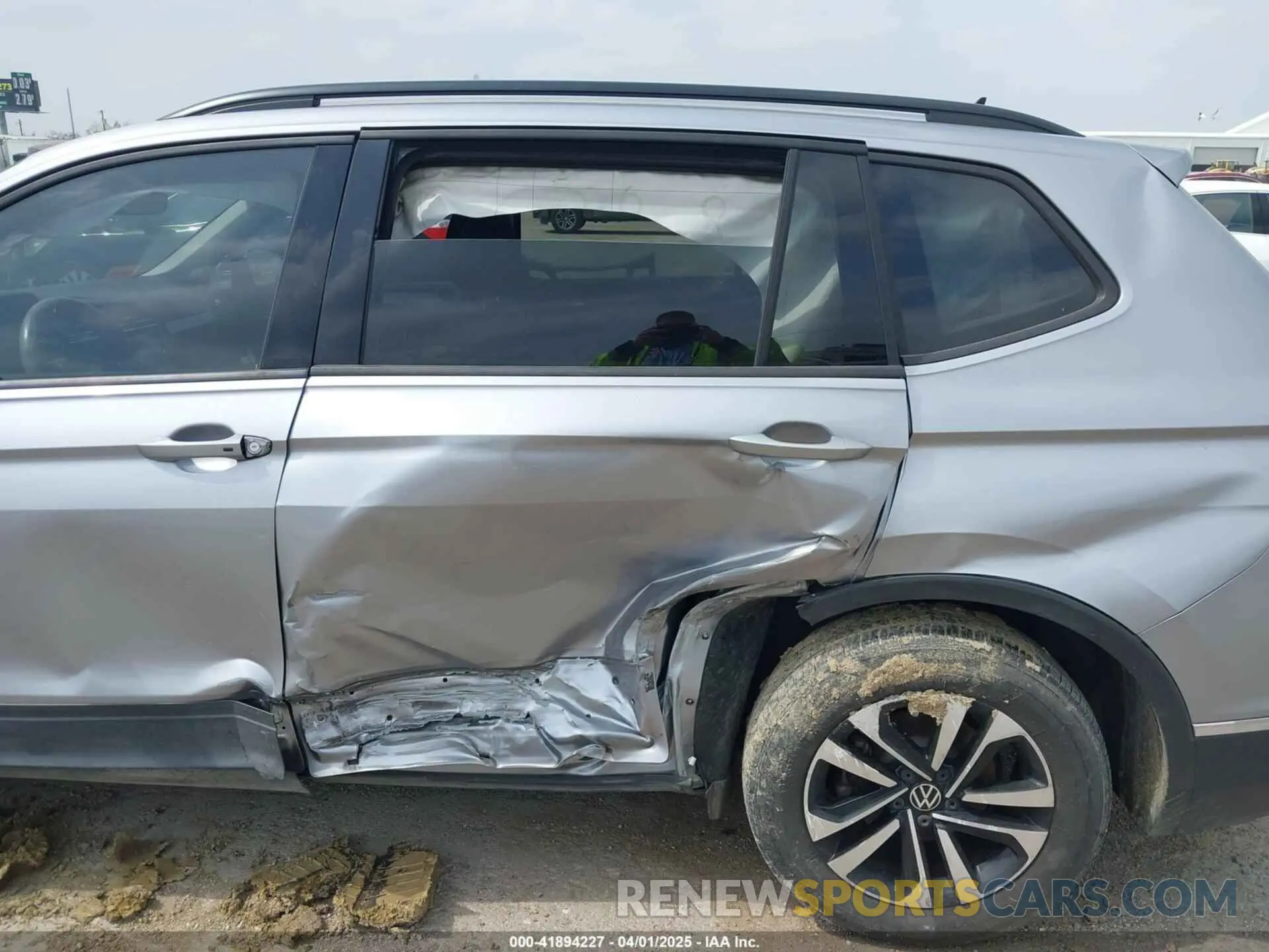 6 fotografías del automóvil dañado 3VV1B7AX8NM106849 VOLKSWAGEN TIGUAN 2022