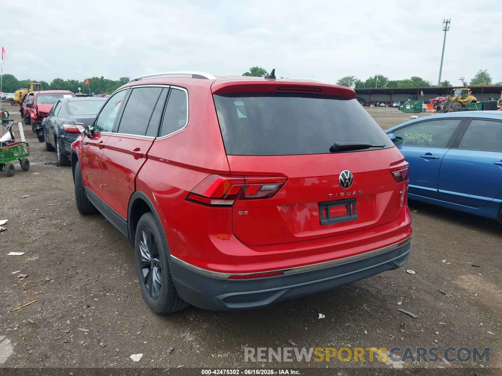 16 fotografías del automóvil dañado 3VV2B7AX0NM020942 VOLKSWAGEN TIGUAN 2022