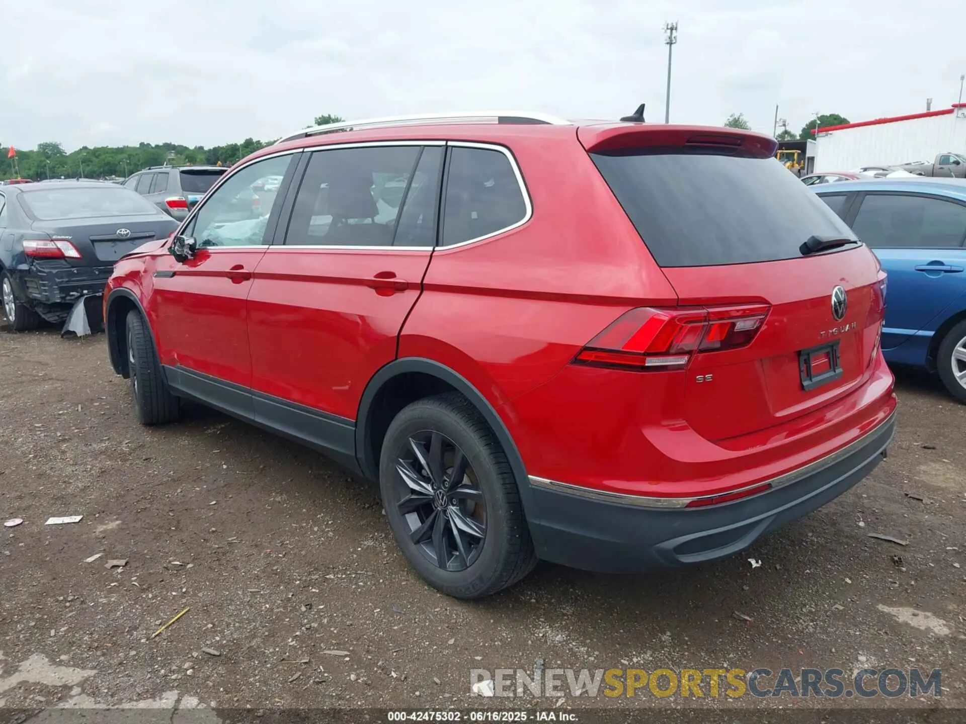 3 fotografías del automóvil dañado 3VV2B7AX0NM020942 VOLKSWAGEN TIGUAN 2022