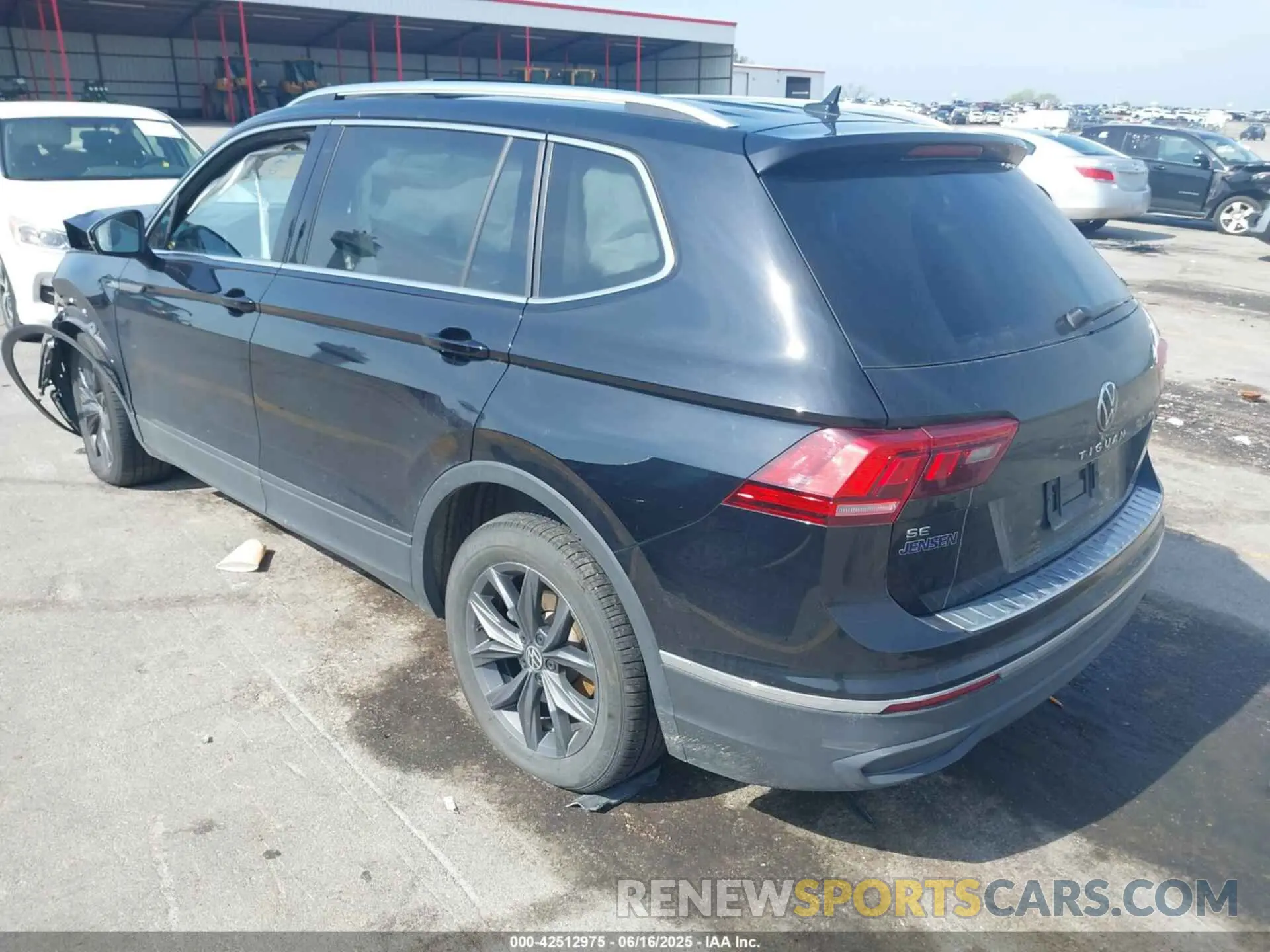 3 fotografías del automóvil dañado 3VV2B7AX0NM146315 VOLKSWAGEN TIGUAN 2022
