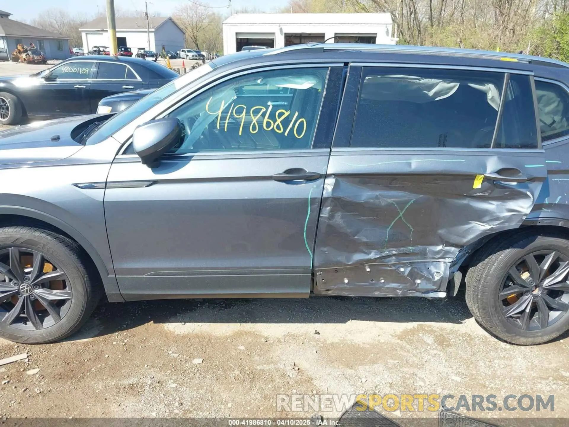 14 fotografías del automóvil dañado 3VV2B7AX1NM018729 VOLKSWAGEN TIGUAN 2022