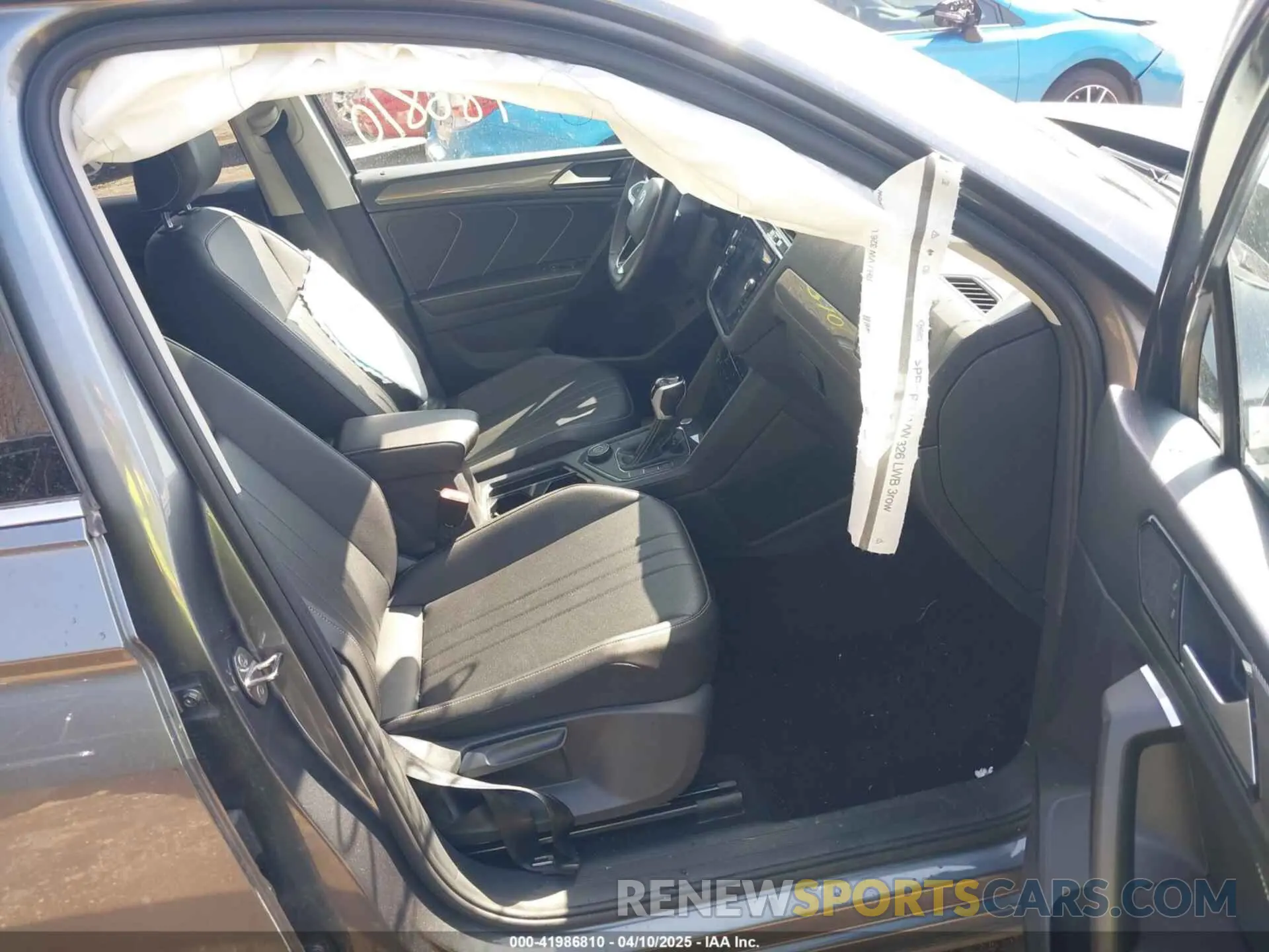 5 fotografías del automóvil dañado 3VV2B7AX1NM018729 VOLKSWAGEN TIGUAN 2022