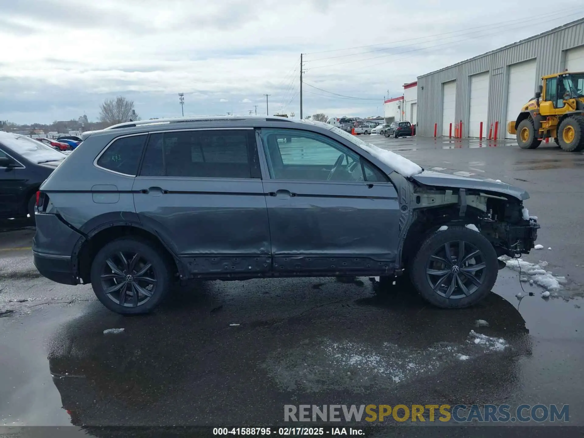 13 fotografías del automóvil dañado 3VV2B7AX2NM161365 VOLKSWAGEN TIGUAN 2022