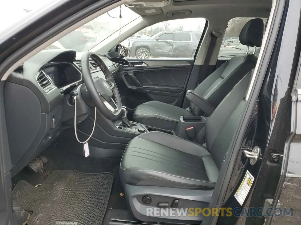 7 fotografías del automóvil dañado 3VV2B7AX3NM173301 VOLKSWAGEN TIGUAN 2022