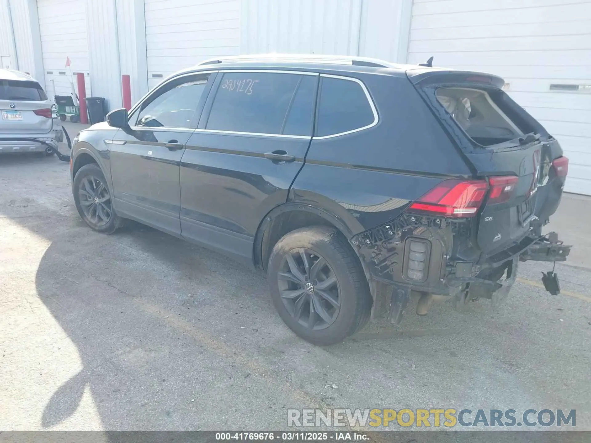 3 fotografías del automóvil dañado 3VV2B7AX4NM118467 VOLKSWAGEN TIGUAN 2022