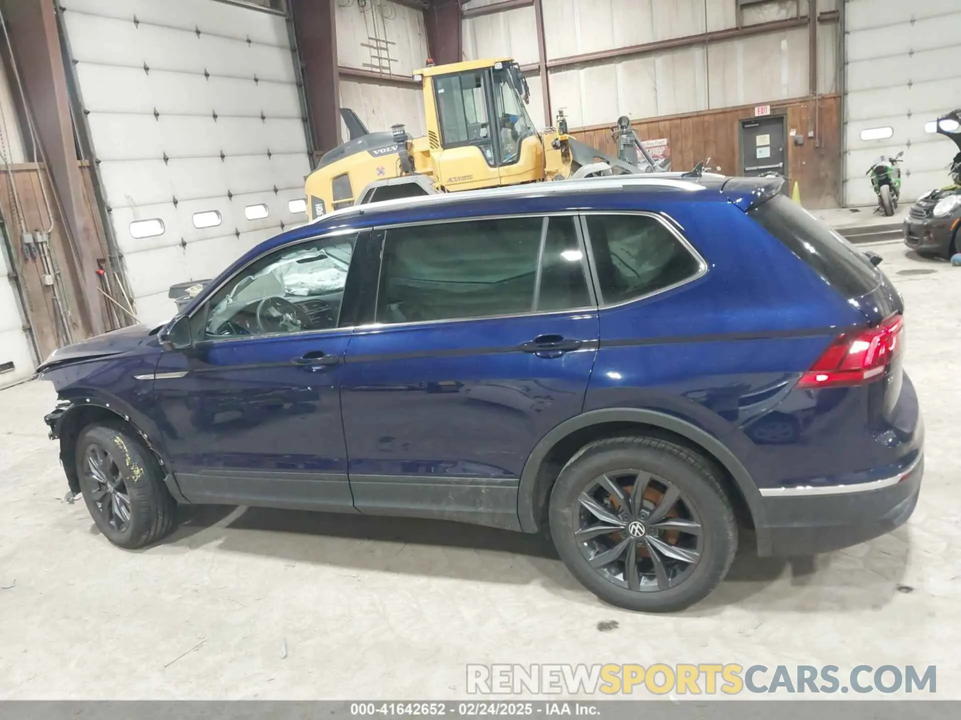 14 fotografías del automóvil dañado 3VV2B7AX5NM077153 VOLKSWAGEN TIGUAN 2022