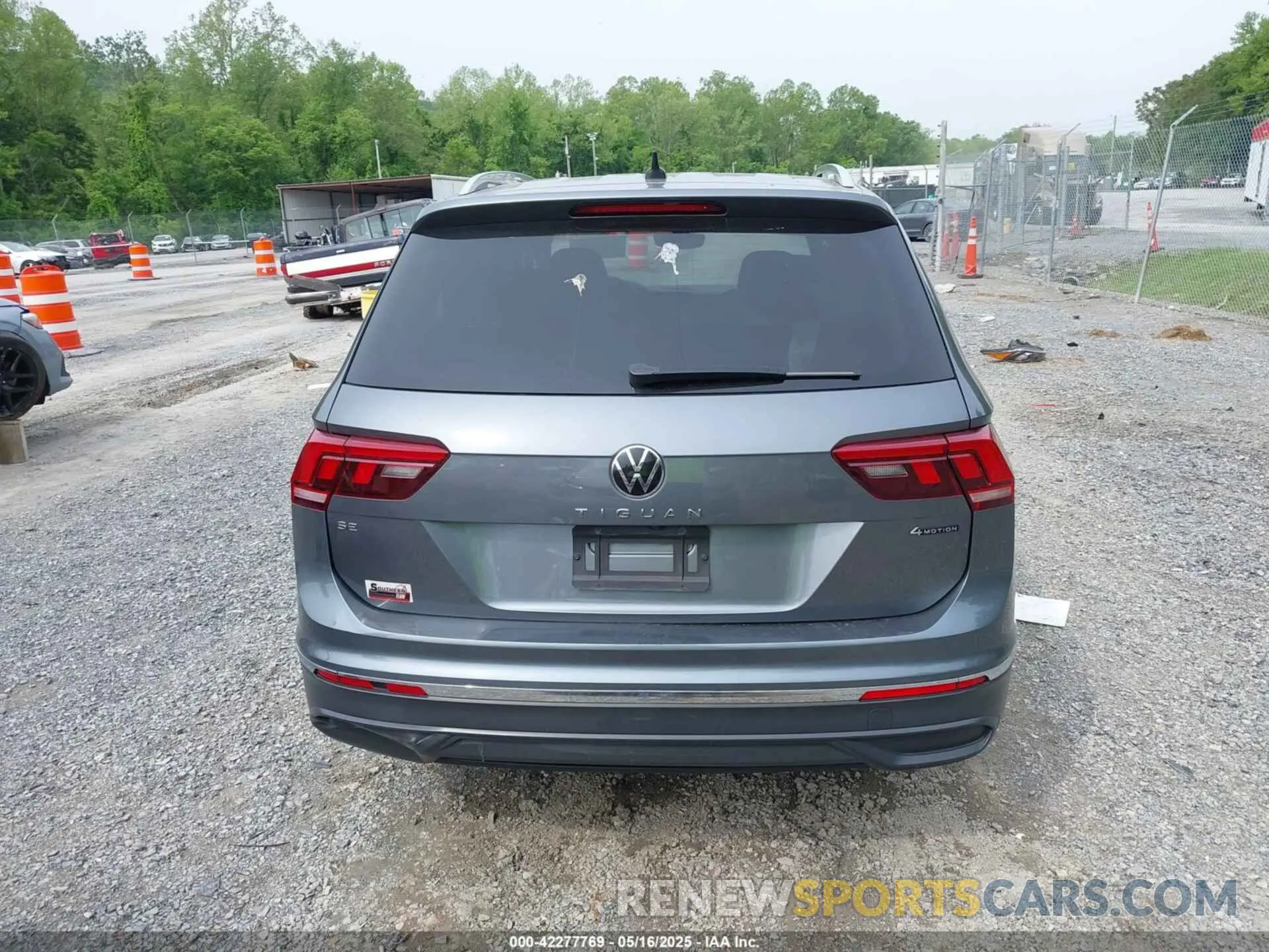 16 fotografías del automóvil dañado 3VV2B7AX7NM014782 VOLKSWAGEN TIGUAN 2022