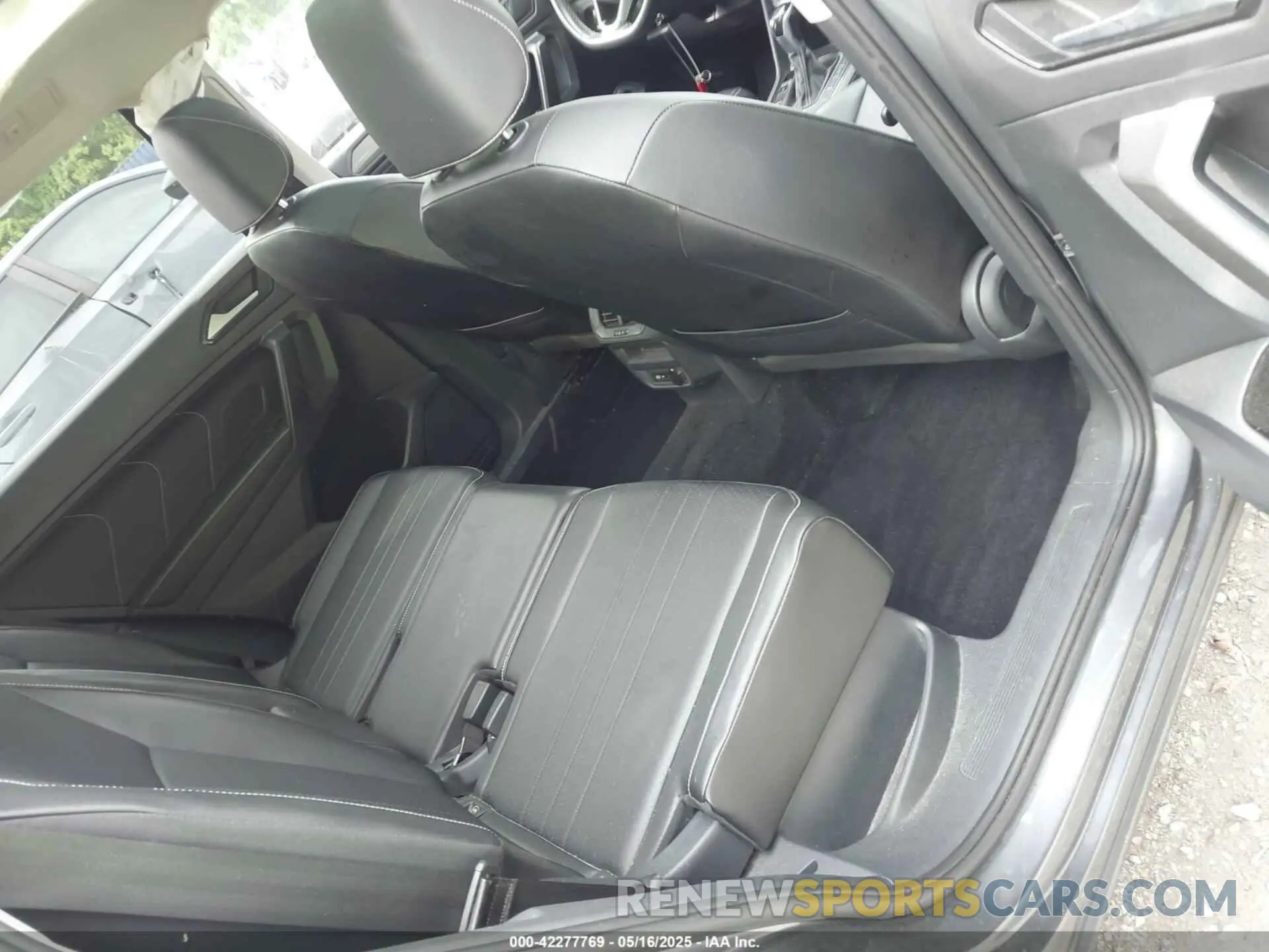 8 fotografías del automóvil dañado 3VV2B7AX7NM014782 VOLKSWAGEN TIGUAN 2022