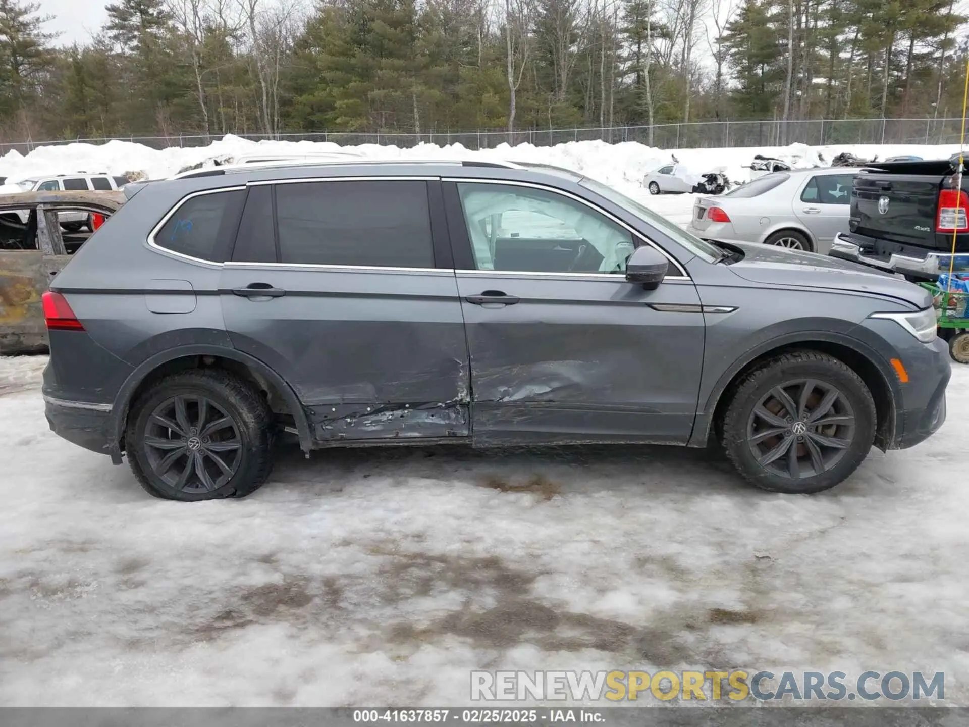 13 fotografías del automóvil dañado 3VV2B7AX8NM019151 VOLKSWAGEN TIGUAN 2022