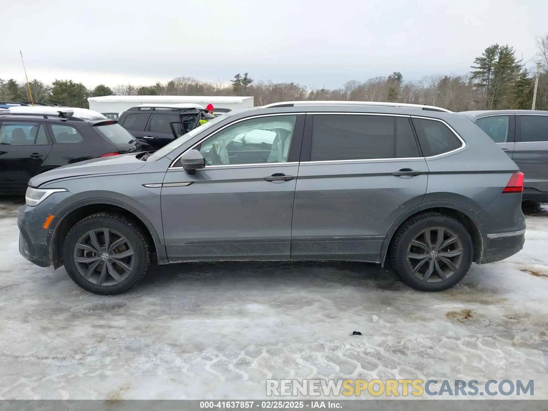 14 fotografías del automóvil dañado 3VV2B7AX8NM019151 VOLKSWAGEN TIGUAN 2022