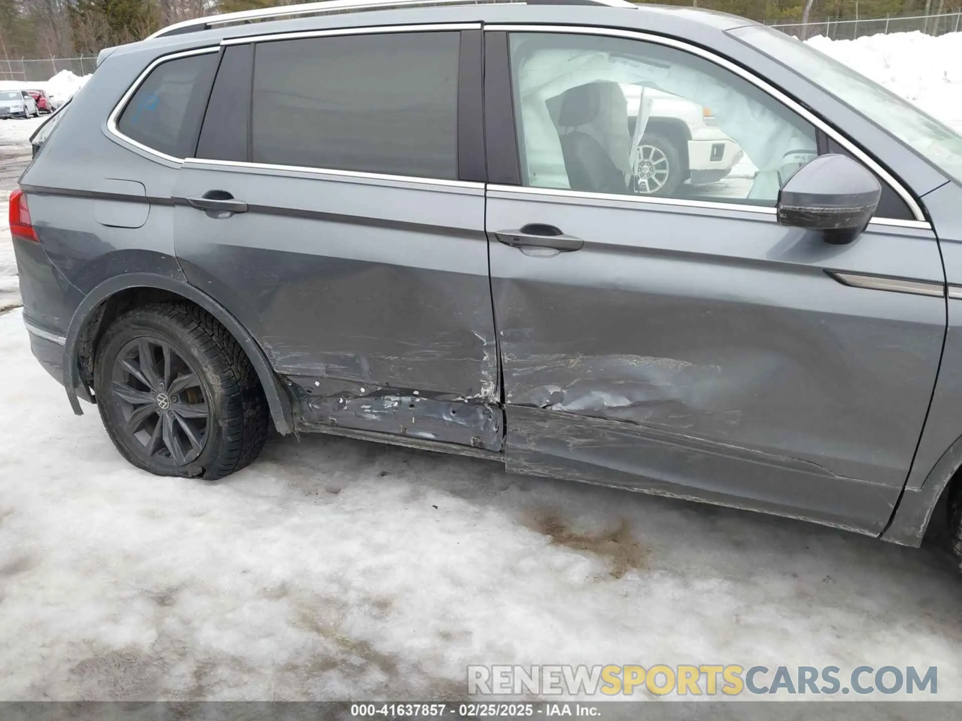 6 fotografías del automóvil dañado 3VV2B7AX8NM019151 VOLKSWAGEN TIGUAN 2022