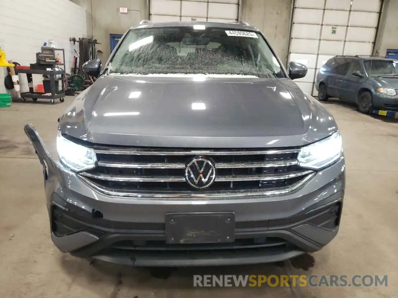 5 fotografías del automóvil dañado 3VV2B7AX9NM111627 VOLKSWAGEN TIGUAN 2022